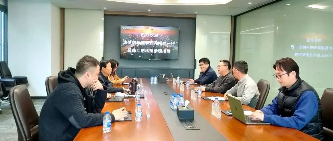 �������ݶ��³���ԣ��һ�е�����8ͷ�����Ψһ�ٷ���վ��Ϸ�Ƽ����н���