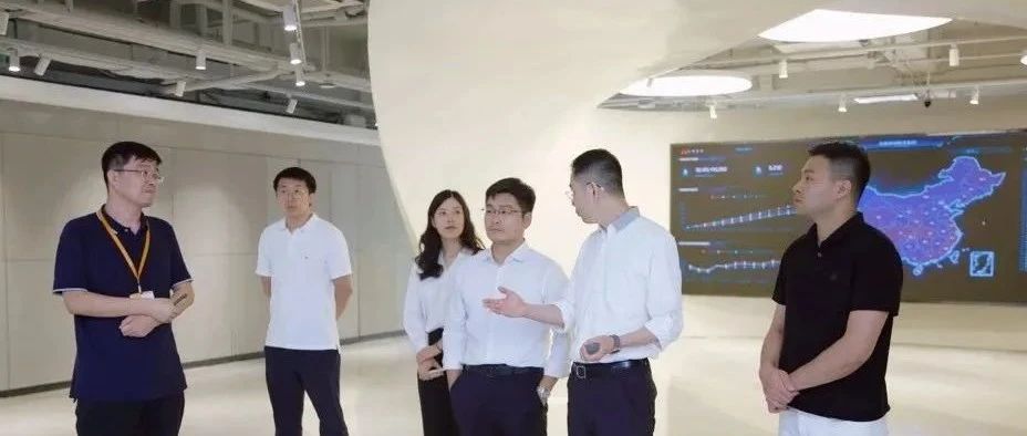 �����������ÿ���������ίԱ�������������ε����һ�е���8ͷ�����Ψһ�ٷ���վ��Ϸ�Ƽ����н���